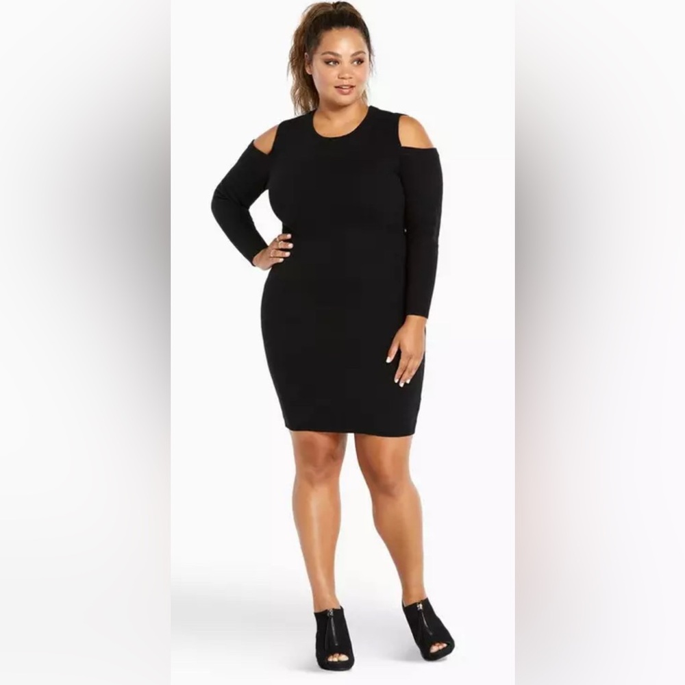 Torrid Black Bodycon Cold Shoulder Ribbed Knit Long Sleeve Dress Size 2 EUC